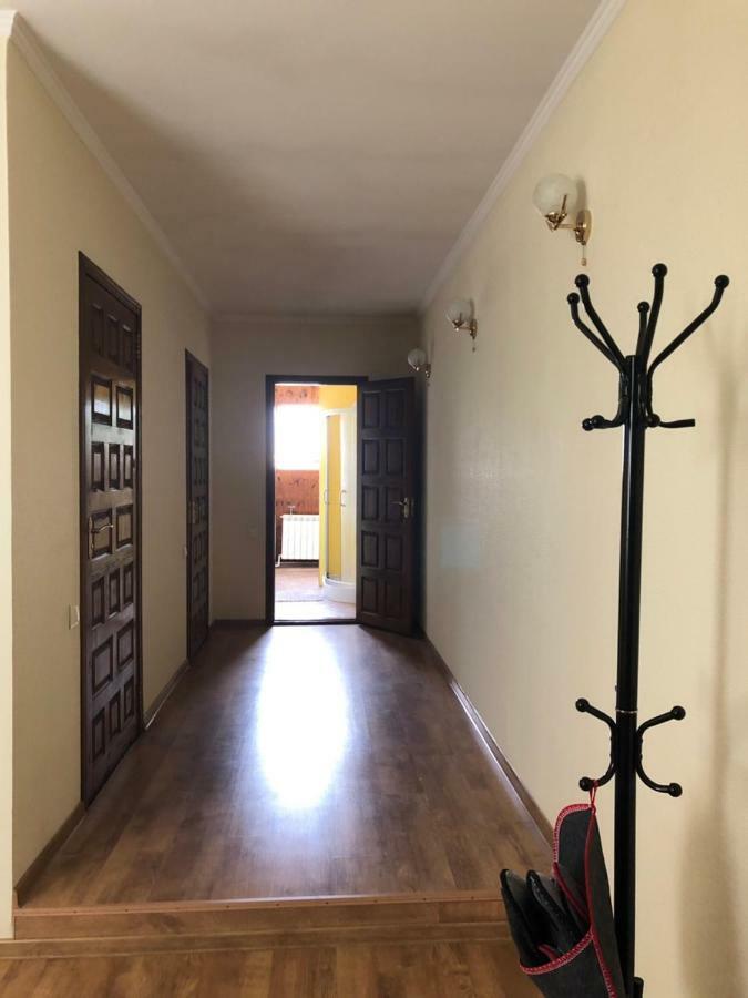 Guest House On Ivana Franka Novyye Petrovtsy المظهر الخارجي الصورة